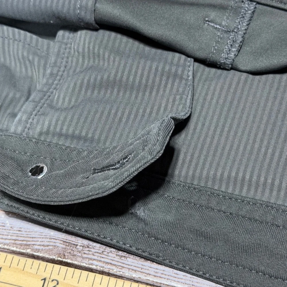 Lululemon Commission Shorts Mens 38 Gray